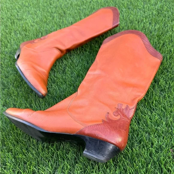 Vintage Gloria Vanderbilt Brown Leather Western Cowboy Fashion Boots (size 7.5) - Picture 2 of 12